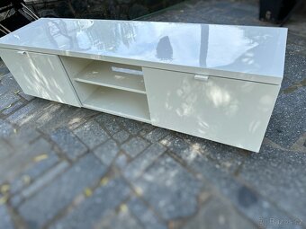 Ikea BYÅS TV stolek - 2