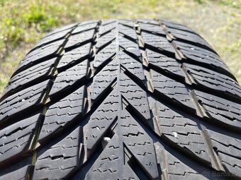 Pneu 225/60 R18 - 2