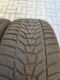 2x zimní pneu Hankook 235/40 R18 - 2