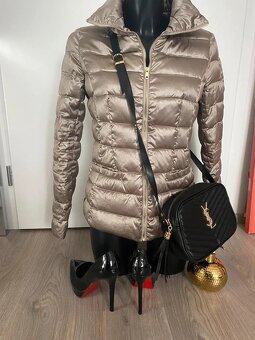 Guess perova bunda prosivana hneda zlata 36 - 2