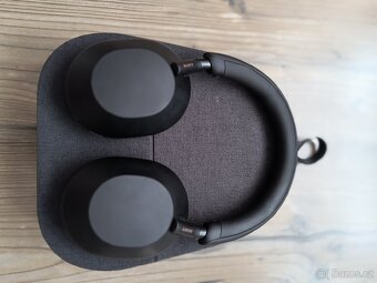 Sony WH-1000XM5 – jako nové
- 2