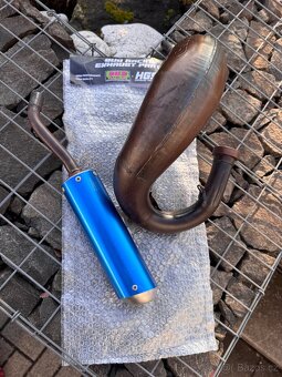 Prodám laďený výfuk HGS Bud racing - 2