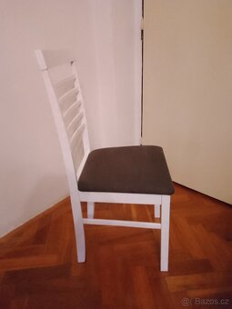 Židle bílé - 2