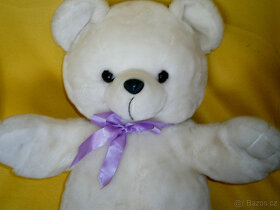 Velký plyšový medvěd - 2