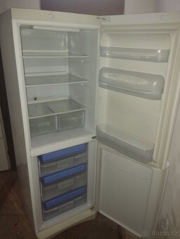 Kombinivana lednice - 2