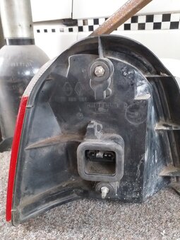 Zadní lampa na Renault Twingo - 2