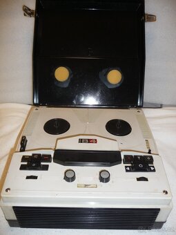 MAGNETOFONY TESLA - 2