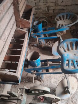 Dvouřádkový sazeč brambor - 2