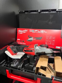 Milwaukee M18 FSAGF125XB-0X nová bruska s nízkou hlavou - 2