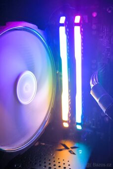 Corsair 64GB (2x32GB) DDR4 3600MHz CL18 Vengeance RGB PRO - 2