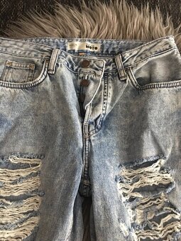 Trhané džíny zn.Topshop vel.W26(XS) - 2