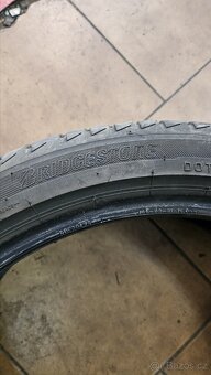 Letní 2ks pneu 225/40/R18 Bridgestone - 2