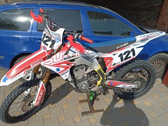 SUZUKI RM-Z 450 - 2