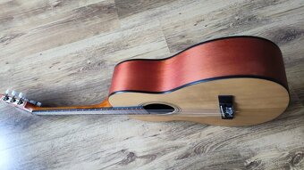 Kytara Fender - 2