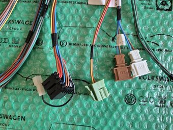 svazek el. instalace autorádia Škoda Felicia 6U1971649 - 2