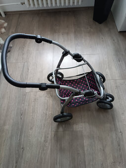 Kočarek pro panenky s příslušenstvím - 2