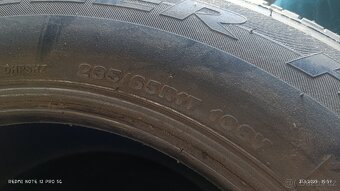 Letní pneu 235/65/17 BridgeStone - 2