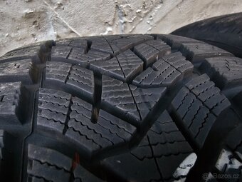 Pneumatiky pneu 225/40 R18 zimní Dunlop 2ks - 2