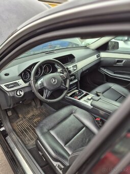 Mercedes Benz E220d 2015 W212 sedan - 2