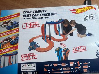 Hot wheels zero gravity - 2