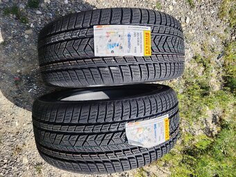 2ks zimních pneu Pirelli 265/45 R20 - 2