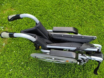 Mechanický invalidní skládací vozík - 2