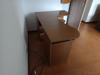 Použitý psací stůl - 2
