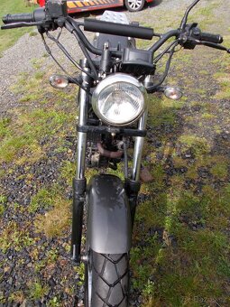 Hyosung RT 125 D Karion - 2