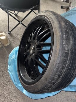Kola 5x120 8.5j 235/35 r19 - 2
