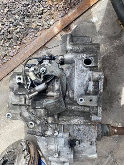 Vw Sharan 1.9TDI 96kw 6ti rychlostní převodovka - 2