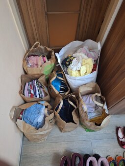 Dětské boty a oblečení - 2