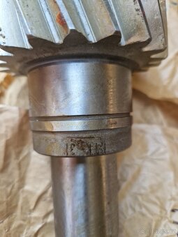 Hnaci hřidel Zetor - 2