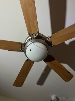 Stropní ventilátor se světlem - 2