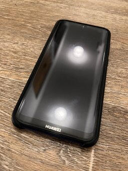 Prodám Huawei Y7 2019 – včetně nabíječky a krytu - 2