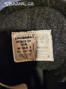 Lední brusle Crowned Attack 100 - 2