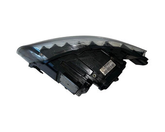 Pravý bixenon 4L0941004AD Audi Q7 4L facelift r.v. 2011 - 2