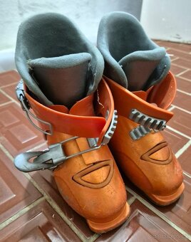 Lyžařské boty velikost 18 - 2