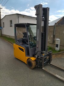 VZV Jungheinrich EFG 220 - 2