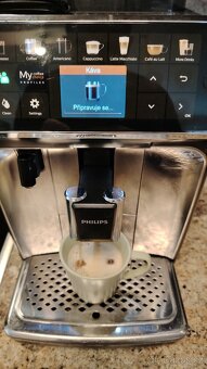 Automatický kávovar Philips LatteGo EP5447/90 - 2