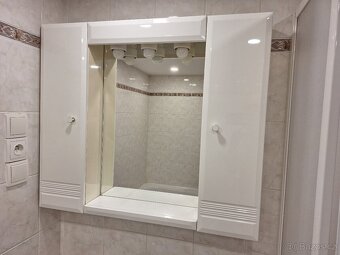 Koupelnový set. - 2