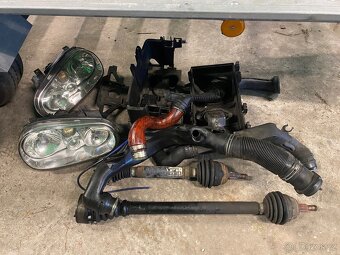 Golf 4 1.9tdi 74kw AXR díly - 2