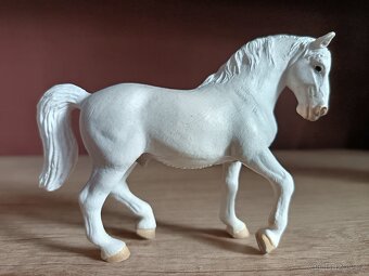 Schleich koně IV - 2