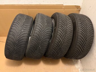 Zimní pneu 205/55 R16 - 2