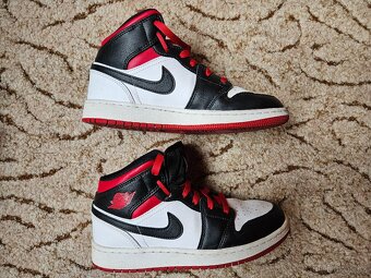 Nike Air Jordan 1 Mid - 2
