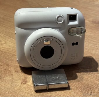 Fujifilm Instax mini 12 bílý - 2