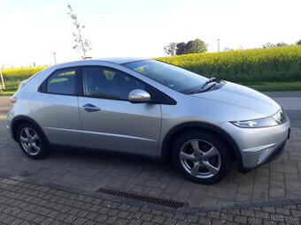 Honda Civic 1.4 16V 8G - 2