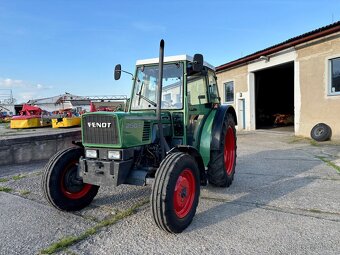 Traktor Fendt 250 S - 2