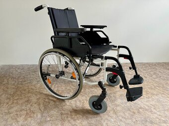 Invalidní vozík DIETZ - 2