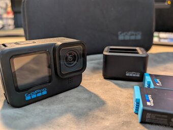 GoPro Hero10 + 2xbaterie + charger + megapack příslušenství - 2