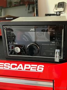 AUTORÁDIO JVC - 2